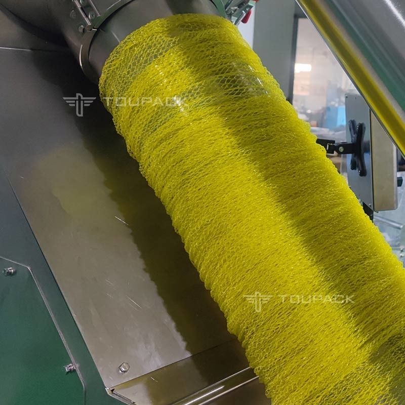 Vollautomatischer linearer Combi Wigher mit Netzklippmaschine Zitronenmaschentasche Verpackungsgerät