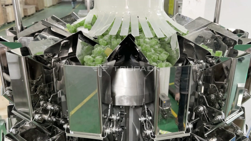Vollautomatische Gummi-Süßigkeiten Verpackungsmaschinen Weichgeläuse Obst kauen Süßigkeiten VFFS Rücken Siegel Verpackungsmaschine