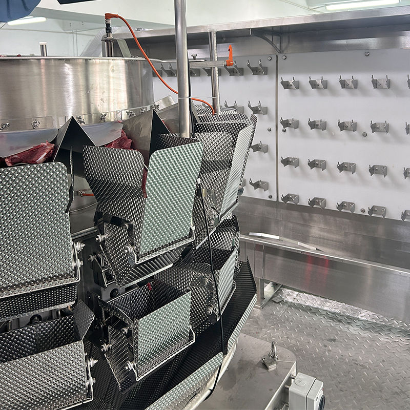 Genaue und effiziente automatische Waage und Kartonverpackung für Ribeye-Steaks Schraub-Mehrköpfige Waage